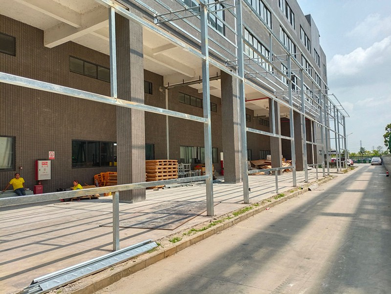 廣東嘉騰機器人加建鋼結(jié)構(gòu)倉庫